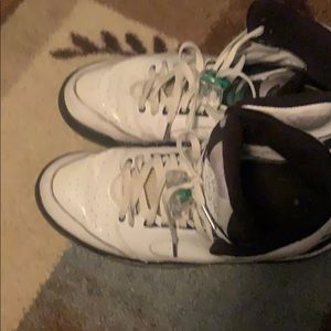 Jordan “sixty-plus” celtics colorway